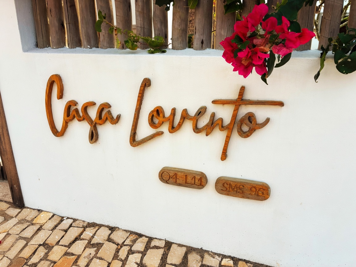 Entrada da Casa LoVento